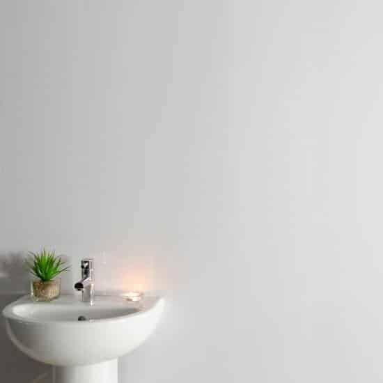 10mm White Gloss Shower Panel 1M x 2.4M - Image 5